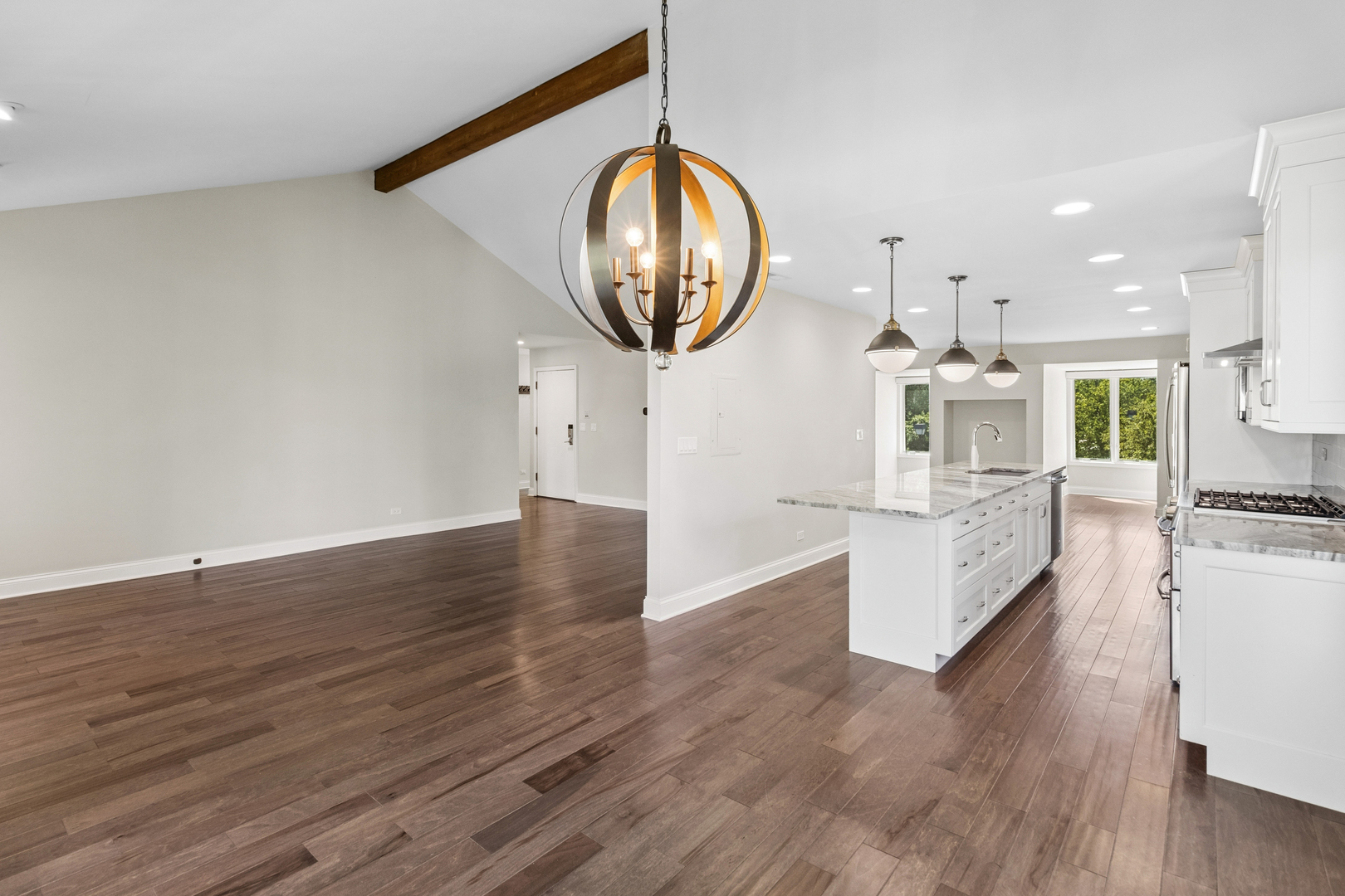 1659 N Belmont Court Unit: 1659