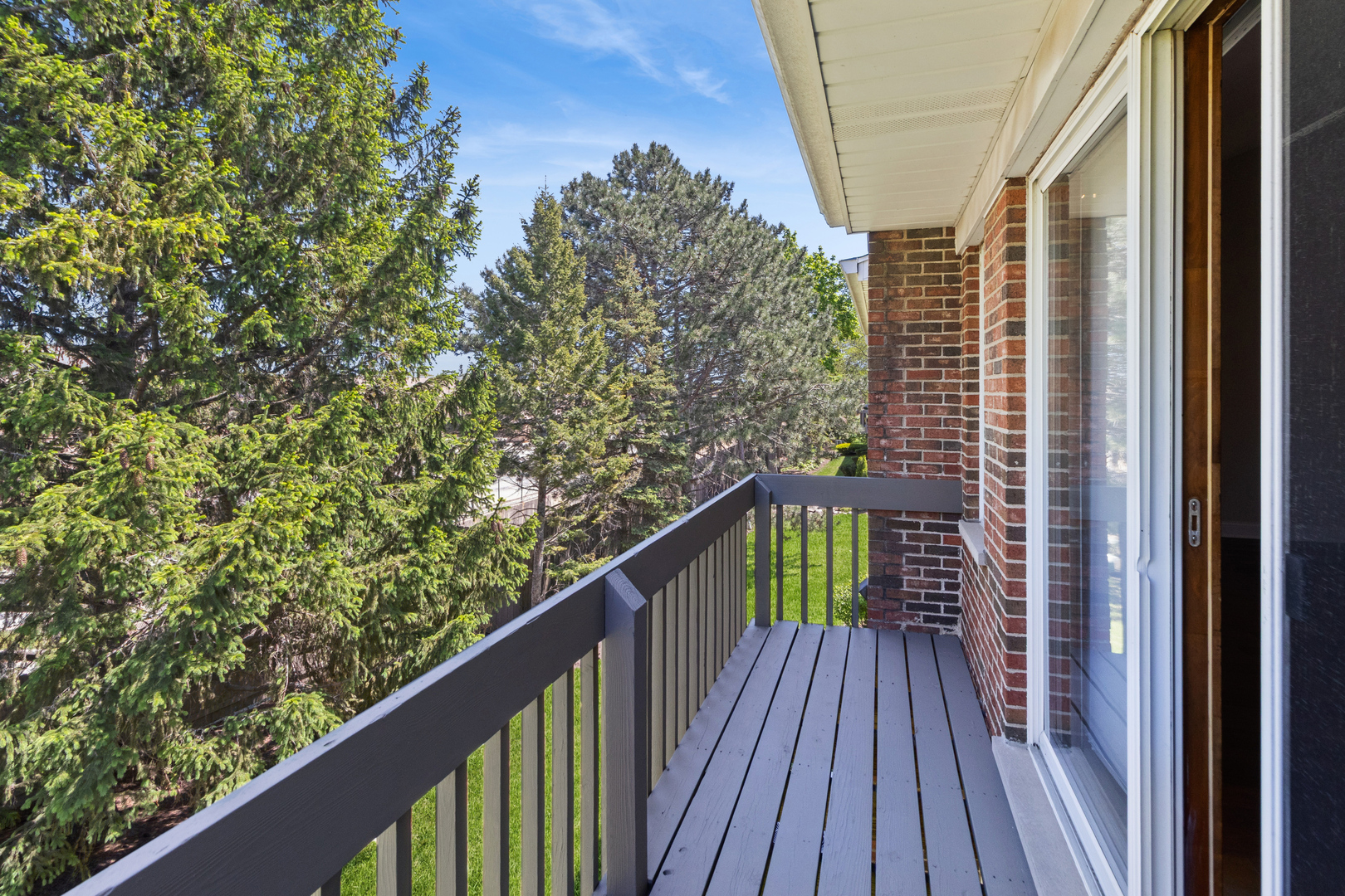 1659 N Belmont Court Unit: 1659