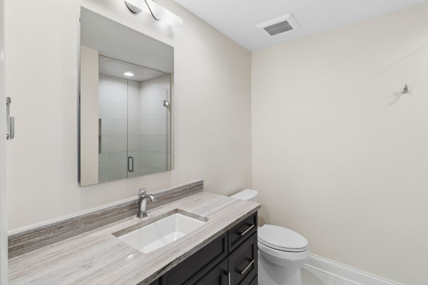 1659 N Belmont Court Unit: 1659