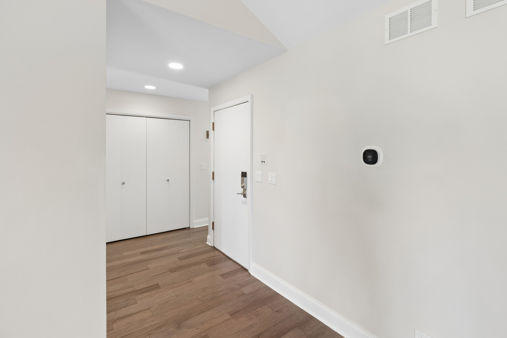 1659 N Belmont Court Unit: 1659
