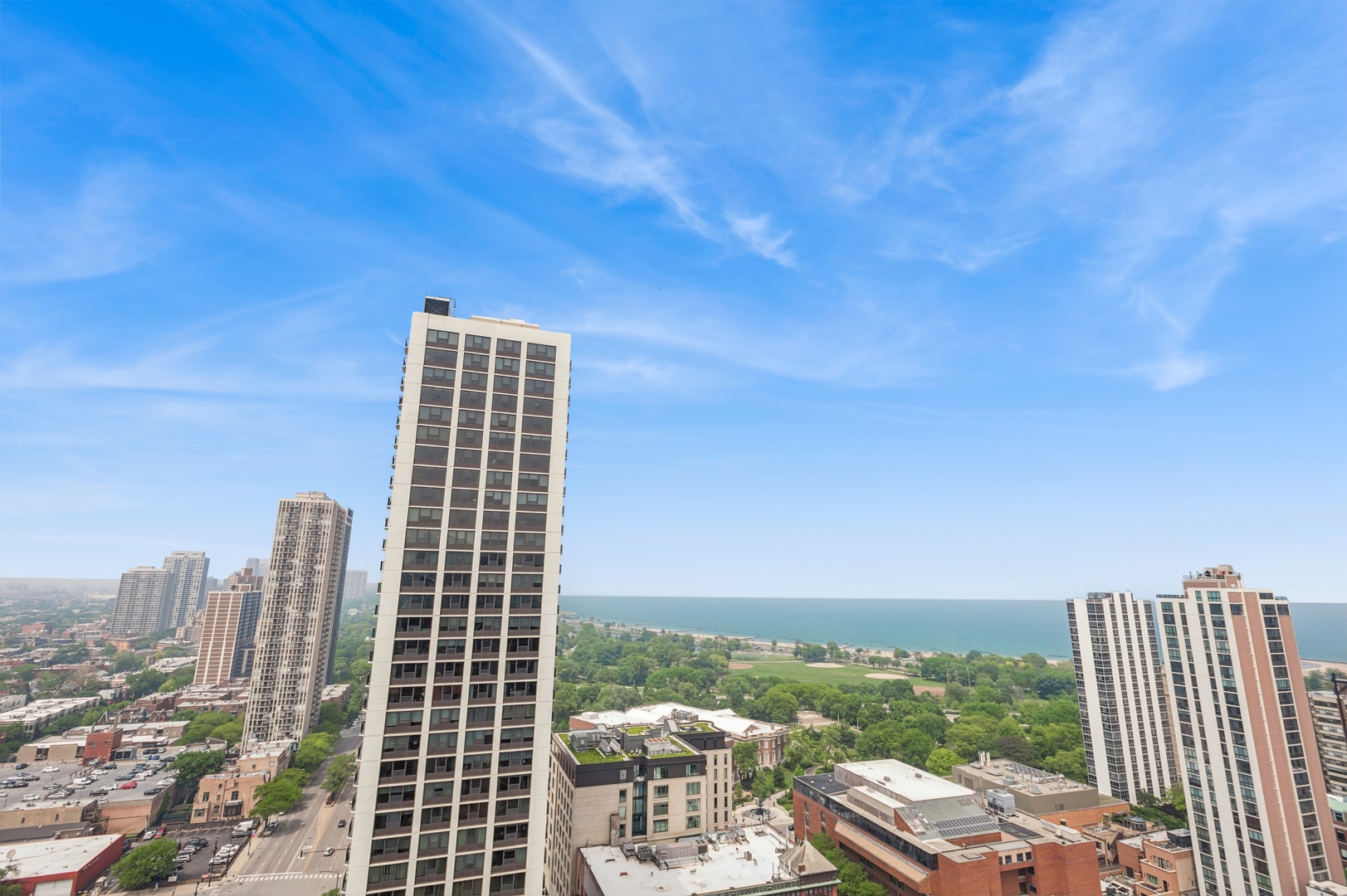 1455 N Sandburg Terrace Unit: 1105