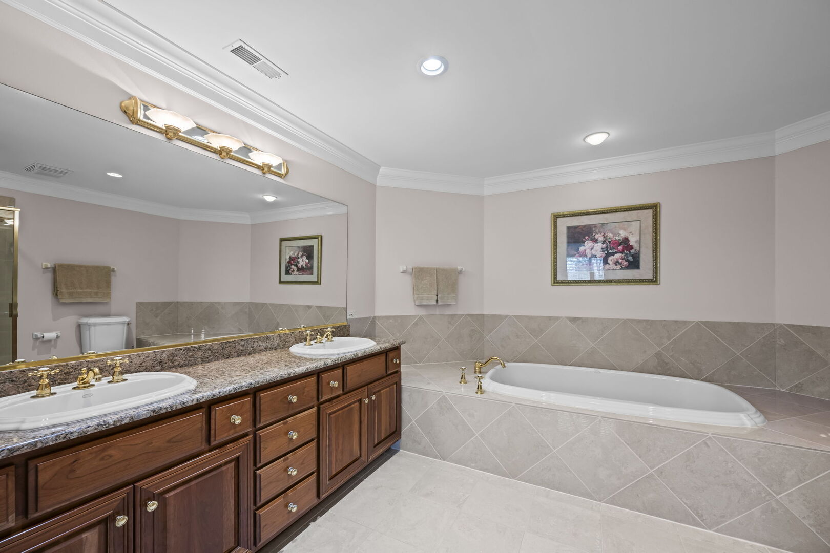 707 Stone Canyon Circle