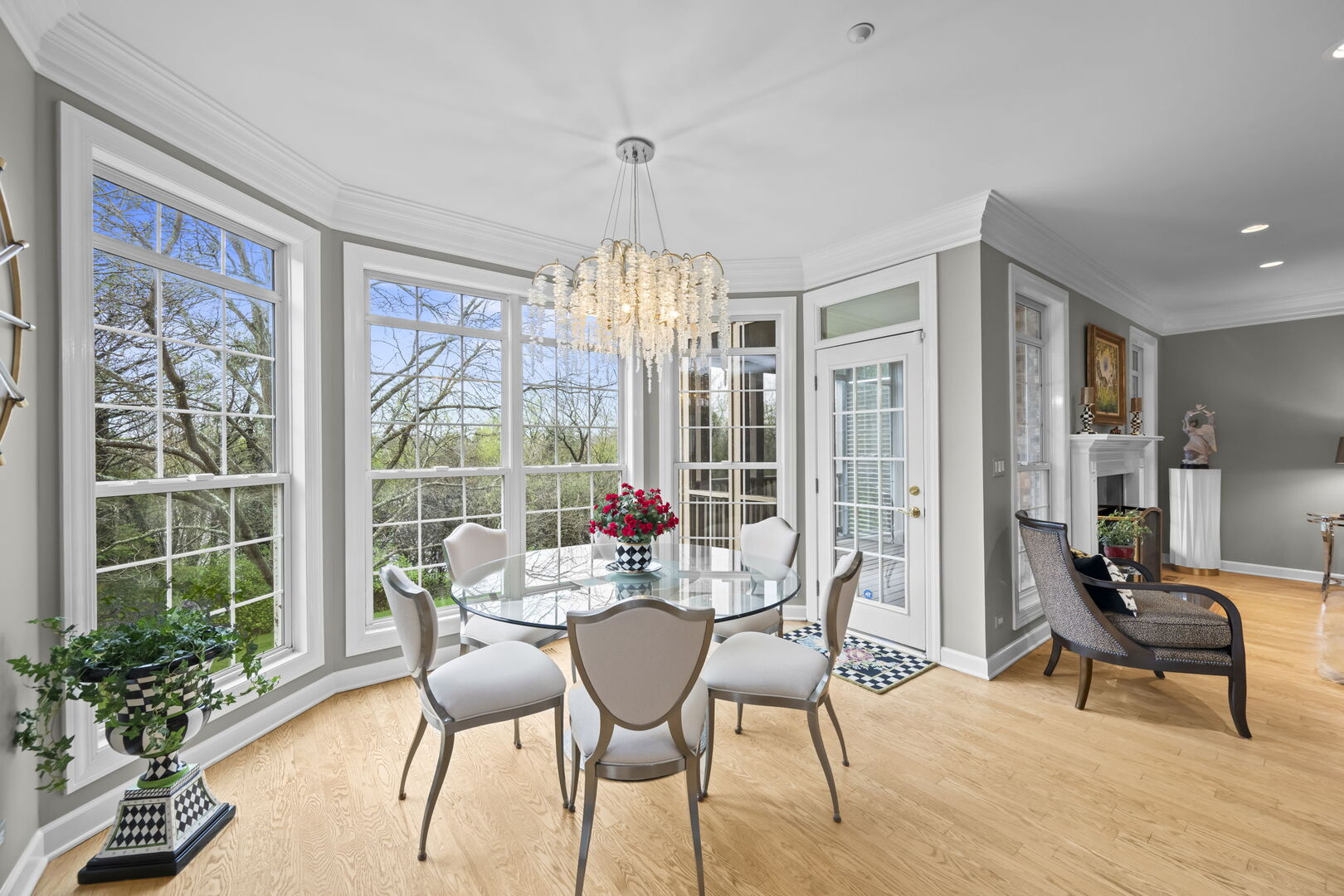 707 Stone Canyon Circle