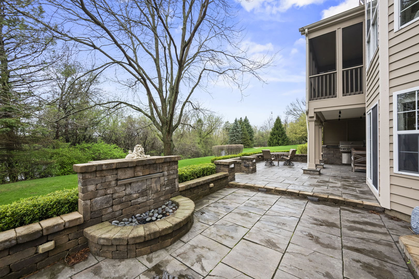 707 Stone Canyon Circle