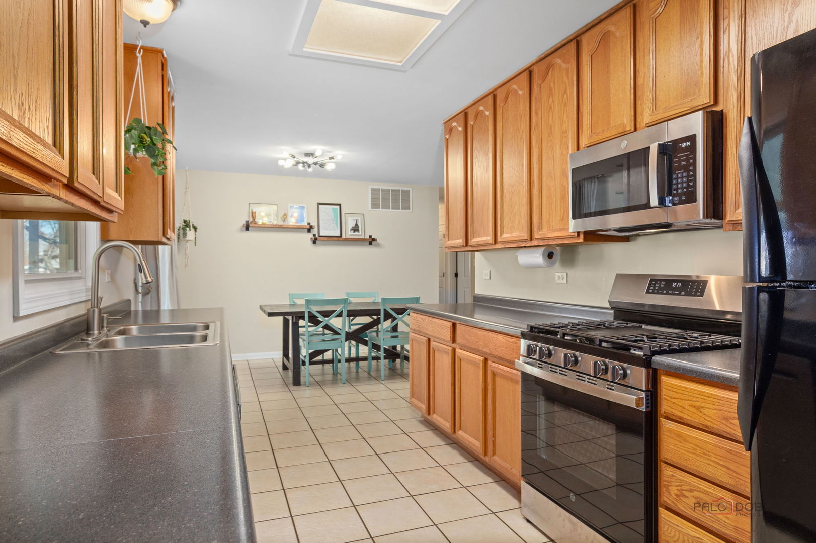 1220 Hemlock Drive