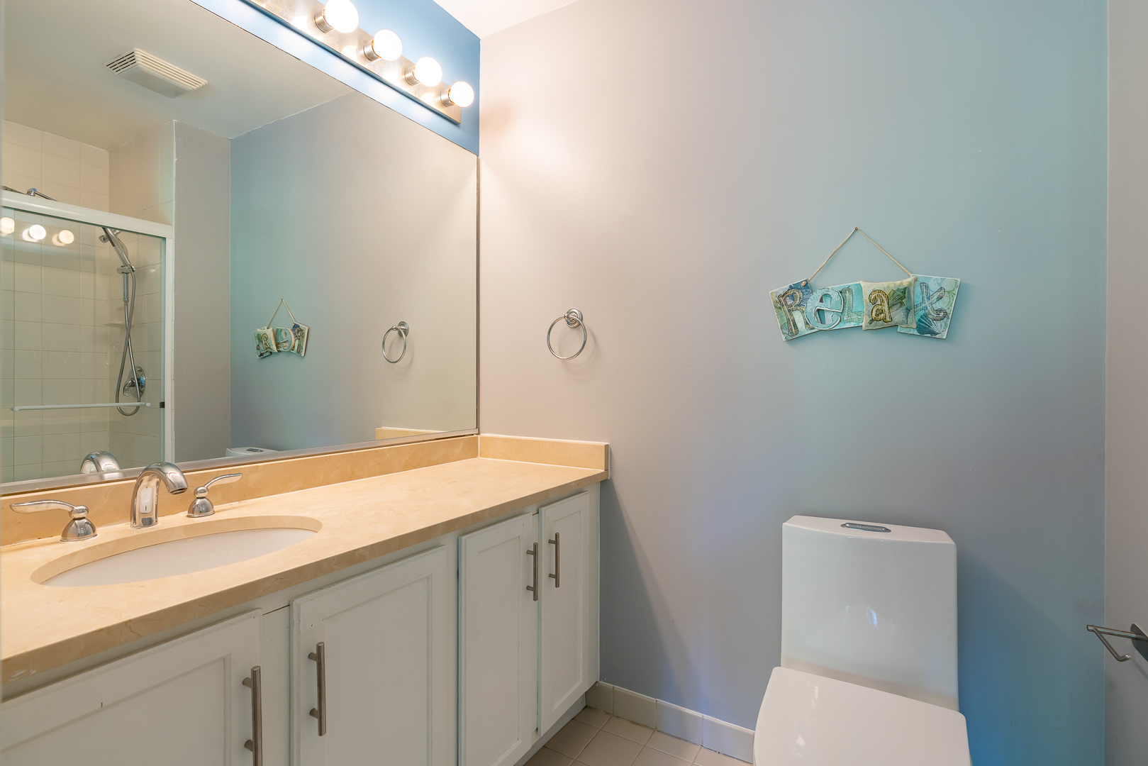 1826 S Michigan Avenue Unit: F