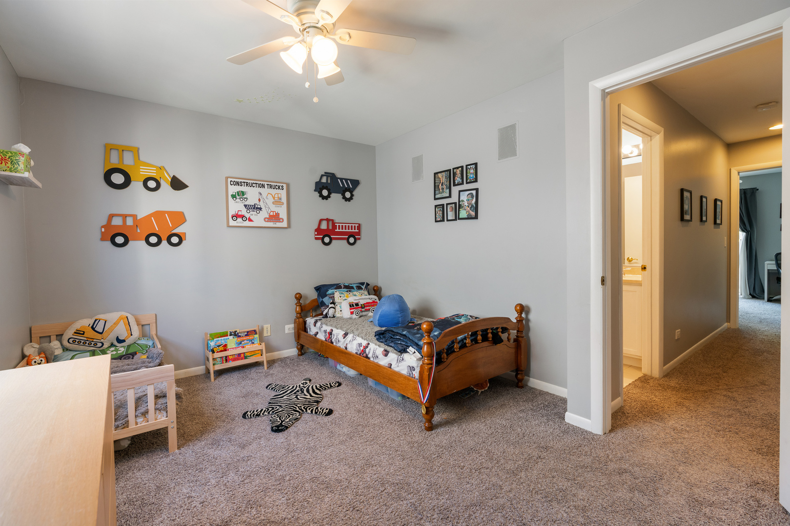 1826 S Michigan Avenue Unit: F