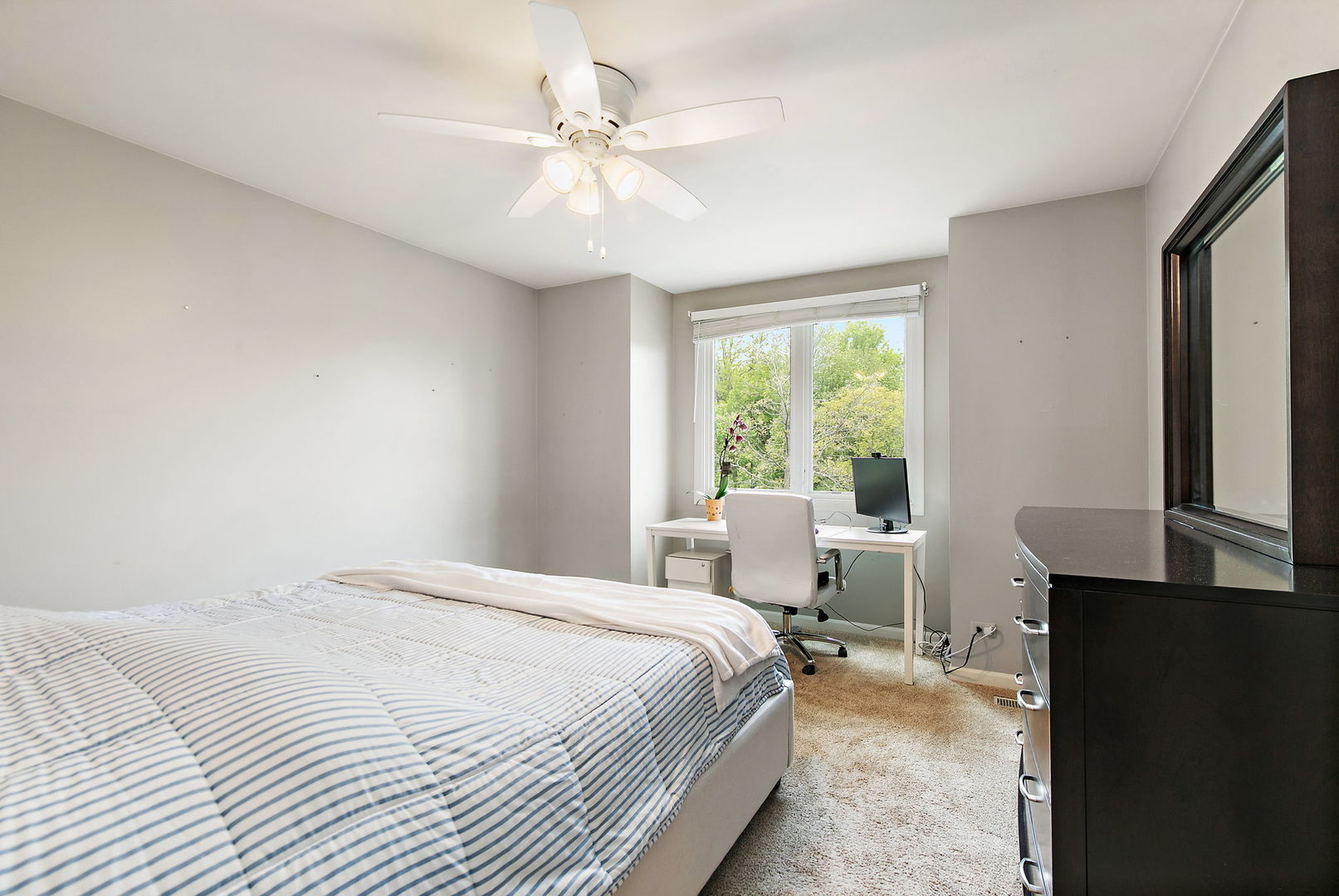 505 N Easy Street