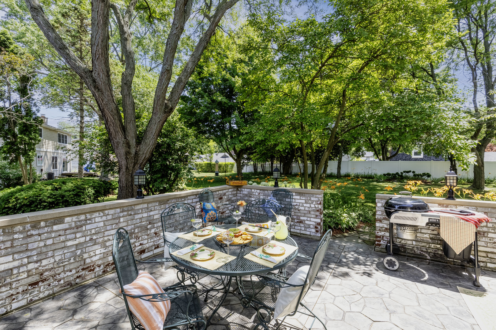 1059 W Chatham Drive