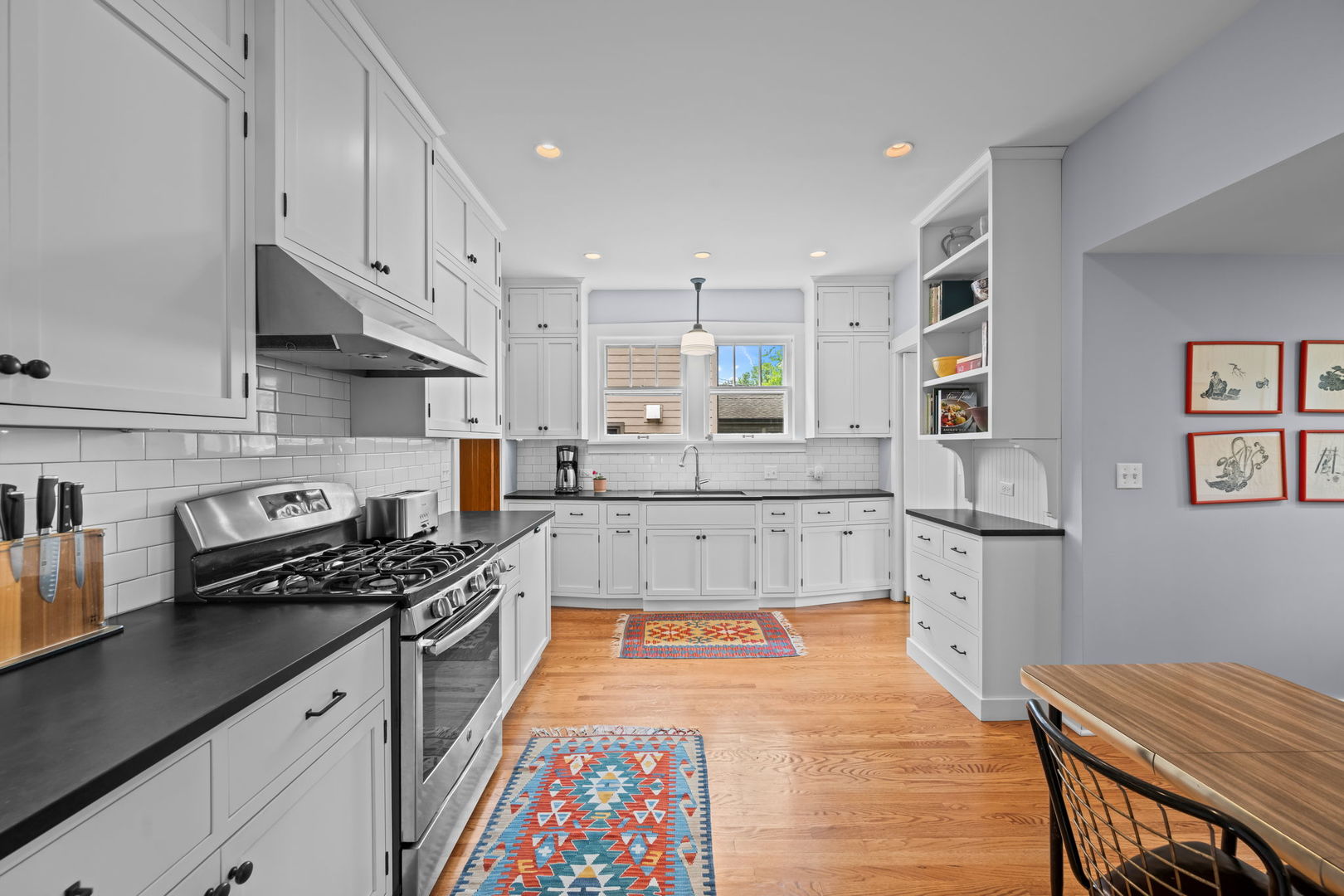 226 S Walnut Avenue
