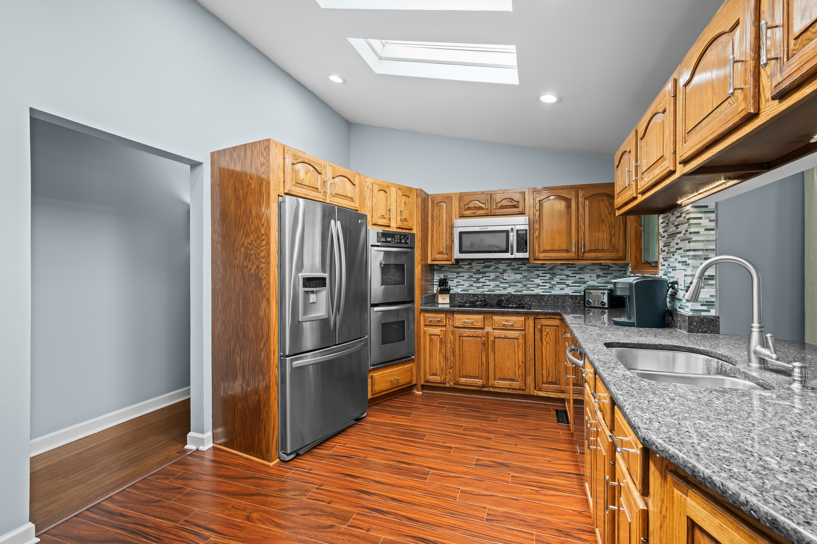 16 S Maple Lane