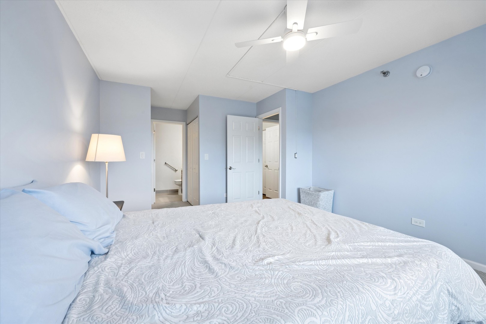 1 Bloomingdale Place Unit: 502