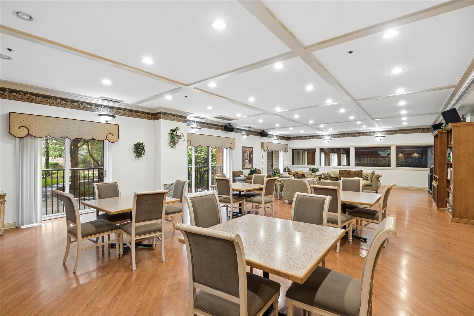 1 Bloomingdale Place Unit: 502