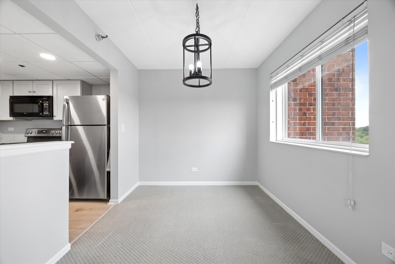 1 Bloomingdale Place Unit: 502