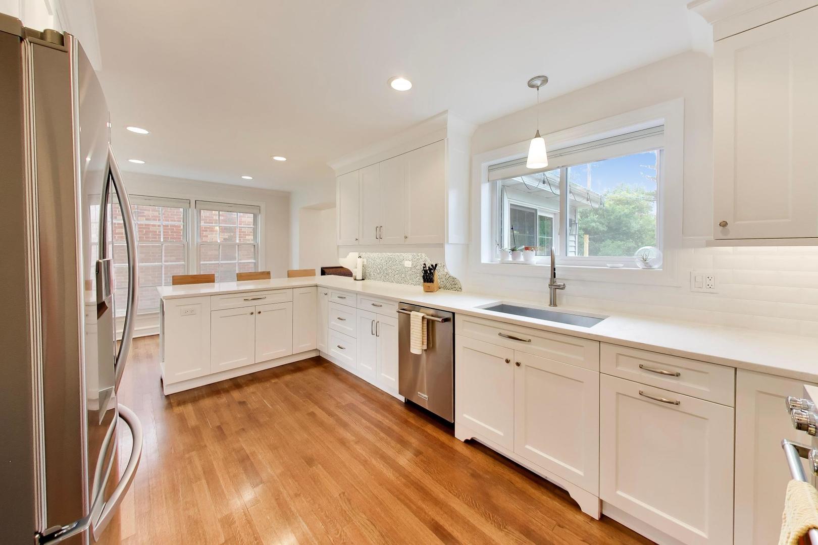 434 S Beverly Lane