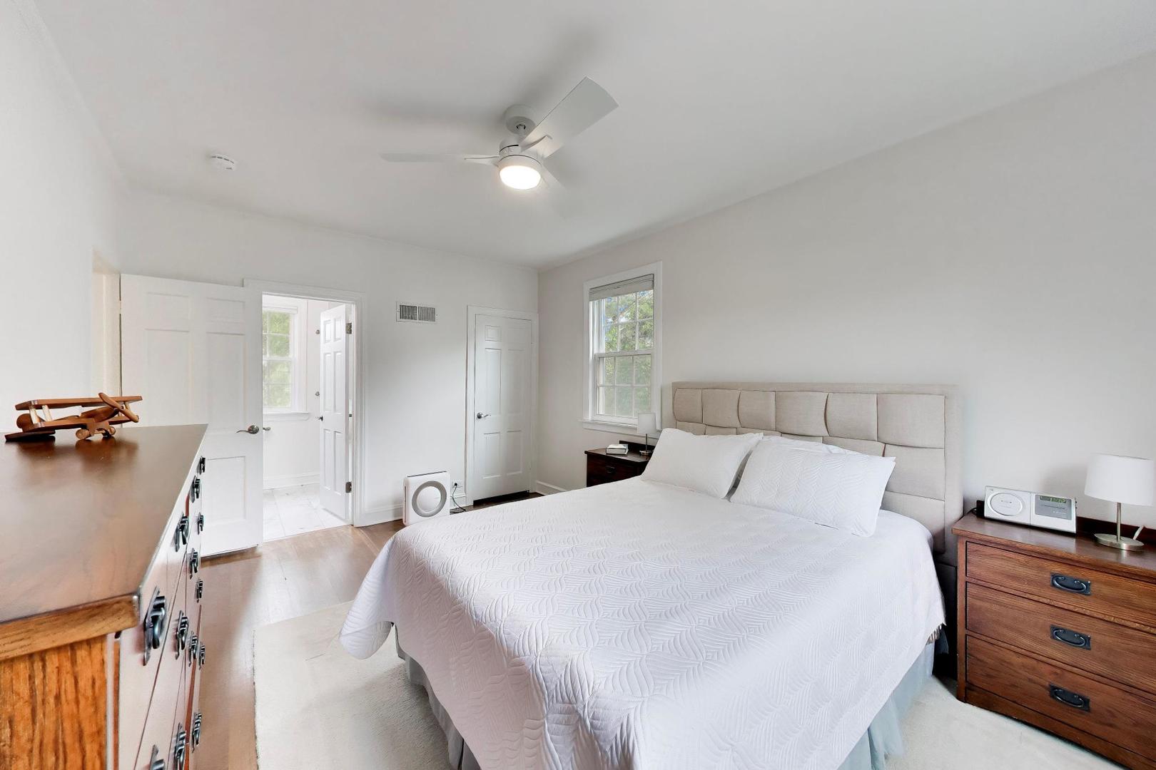 434 S Beverly Lane