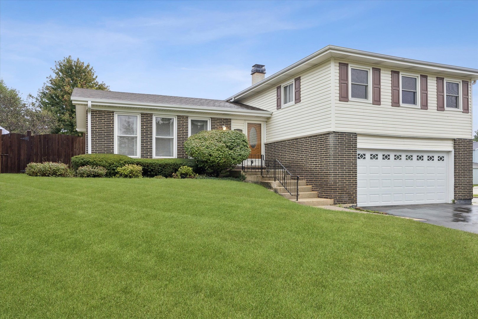 1423 Colony Court