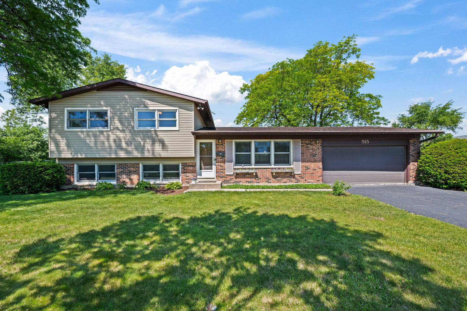 515 W Tanglewood Drive