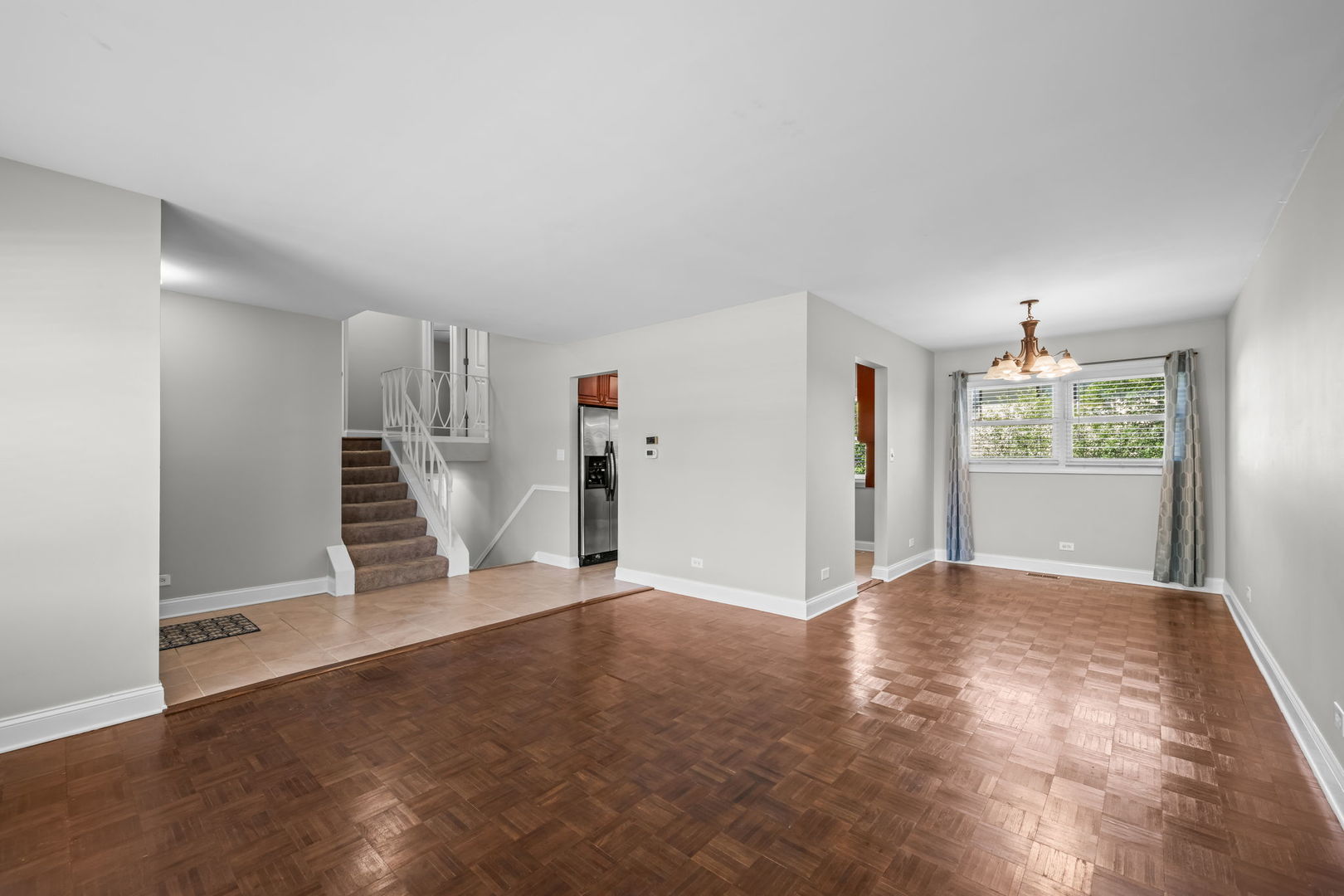 515 W Tanglewood Drive