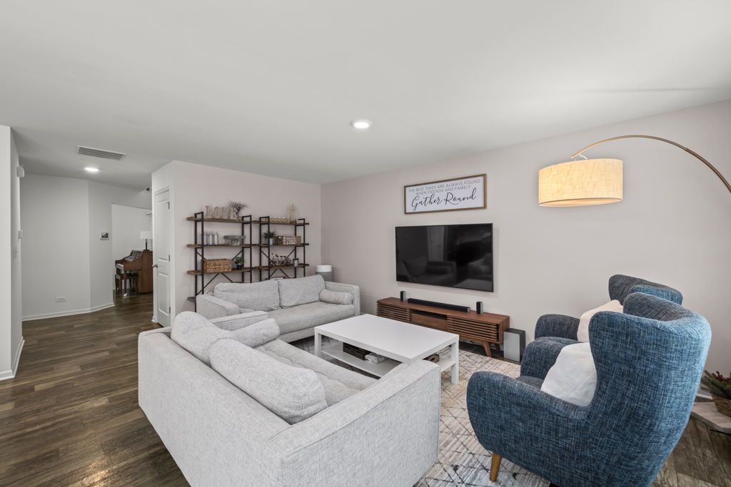 1125 WestLake Drive