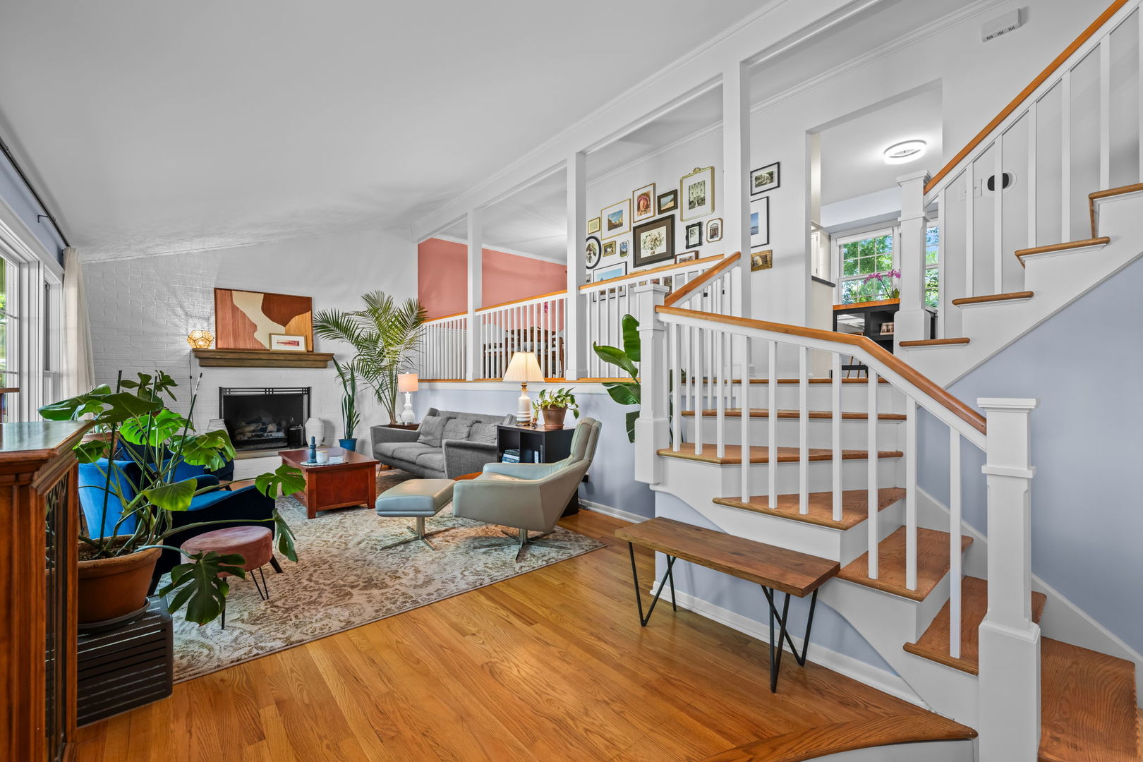 707 W Noyes Street
