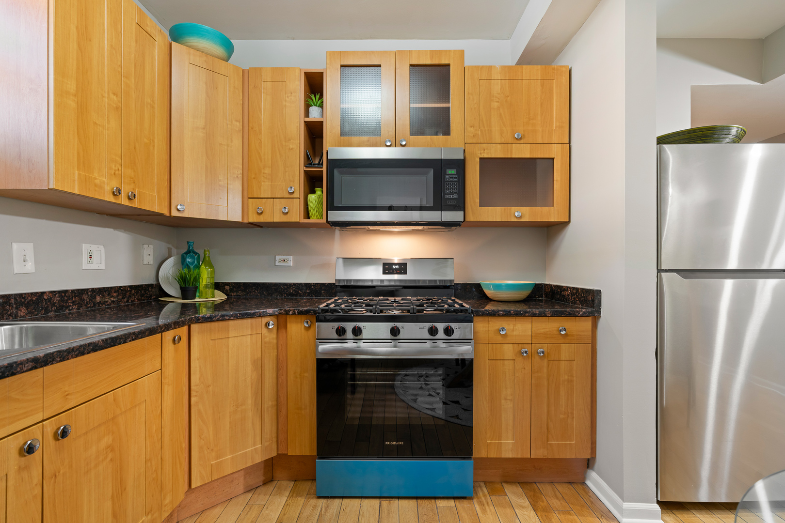 3908 W Ainslie Street Unit: G