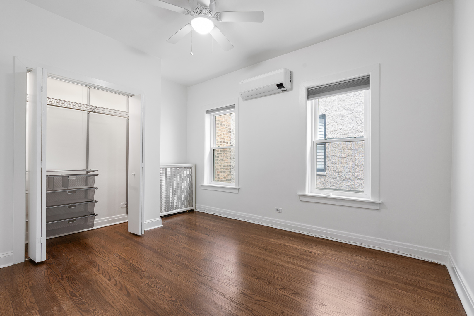 3739 N Wilton Avenue Unit: 3S