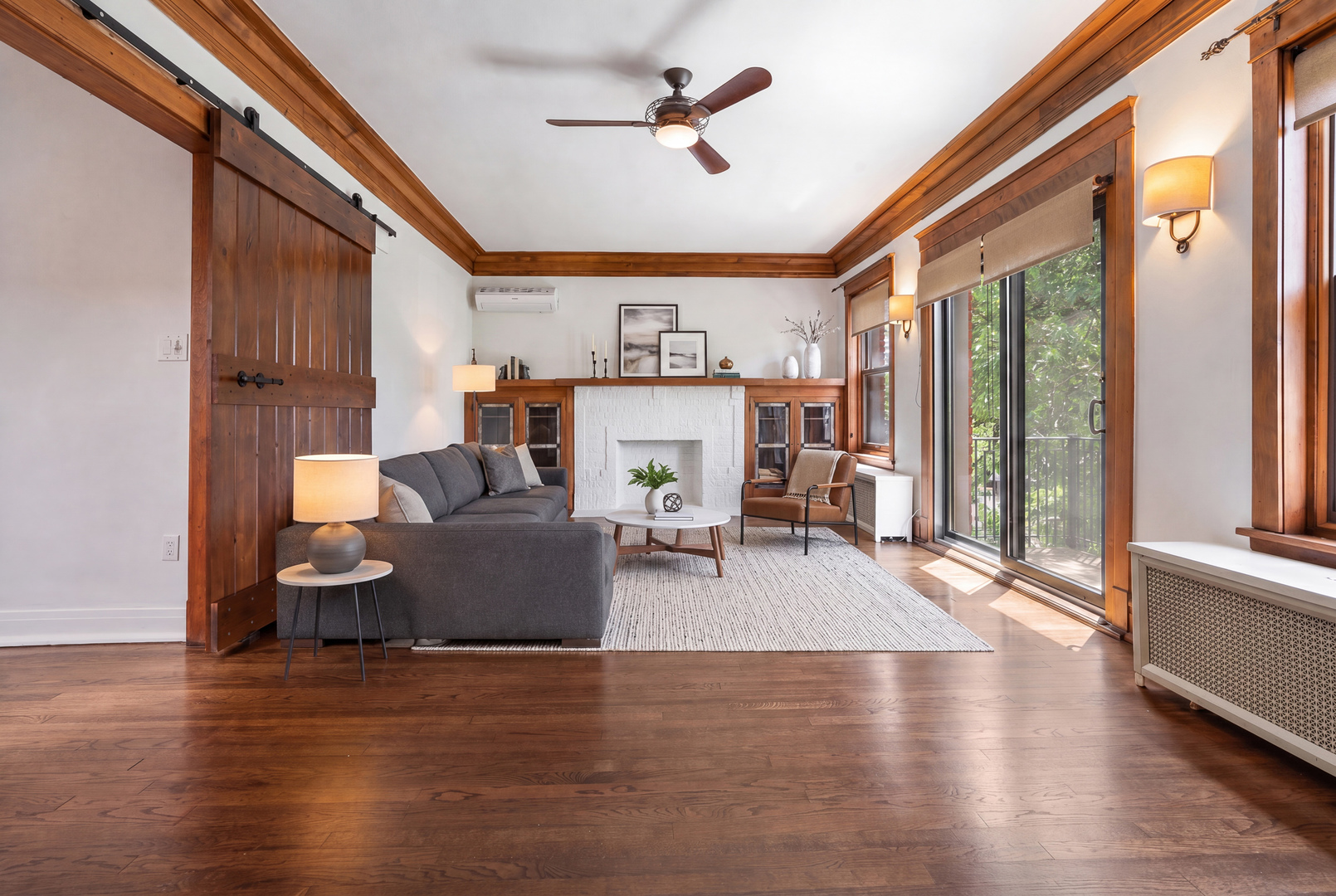 3739 N Wilton Avenue Unit: 3S