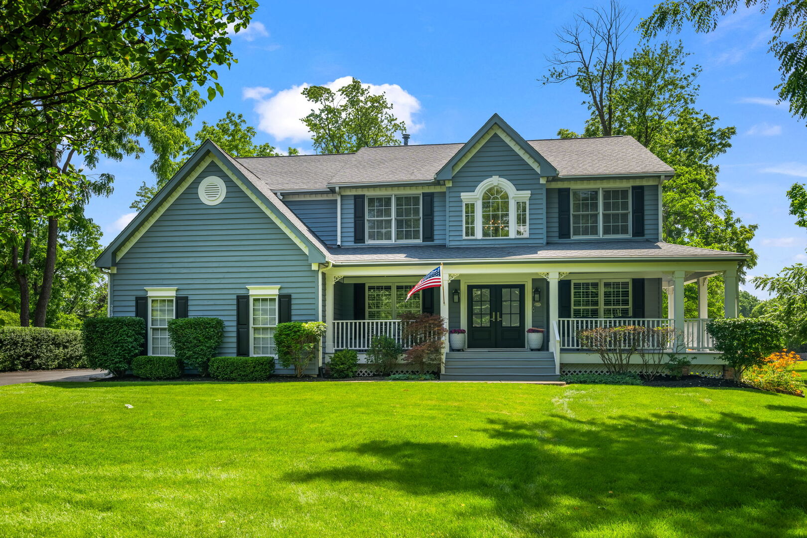 2733 N ELM Lane