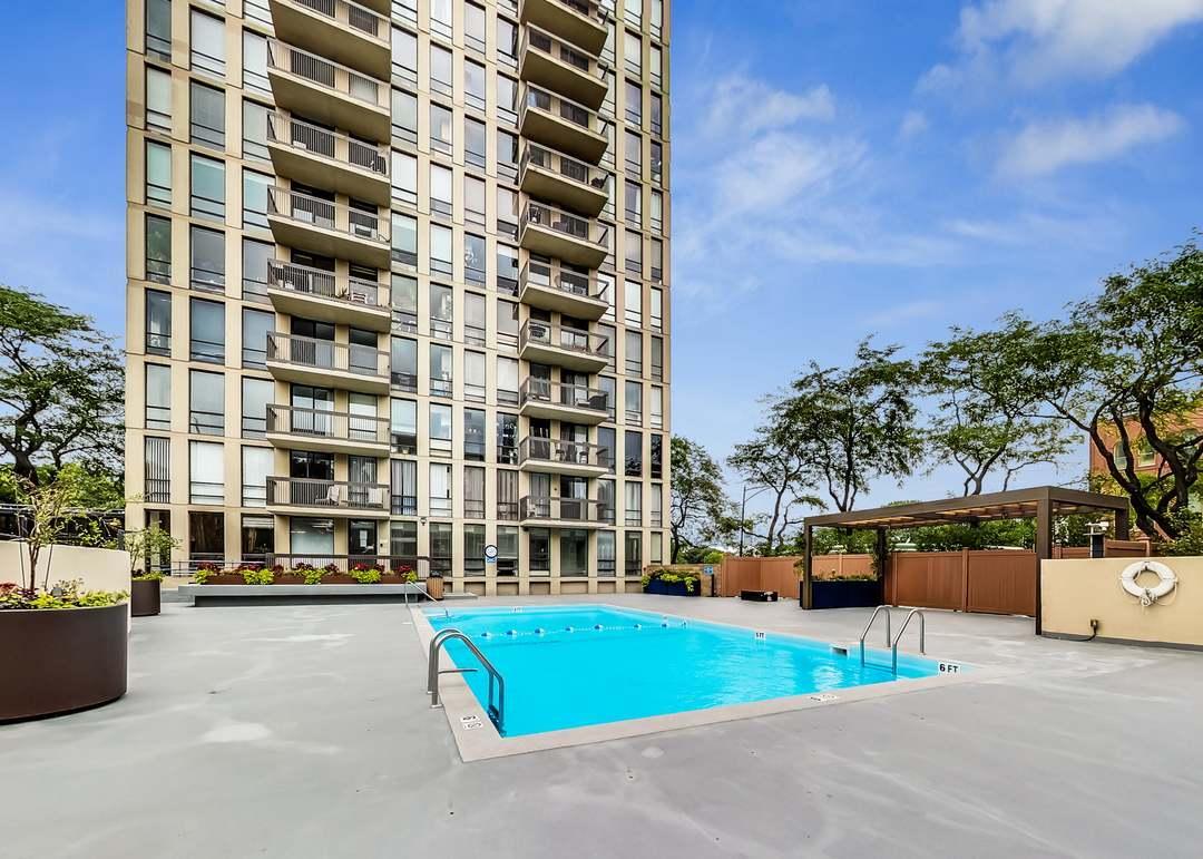 1660 N La Salle Drive Unit: 3503