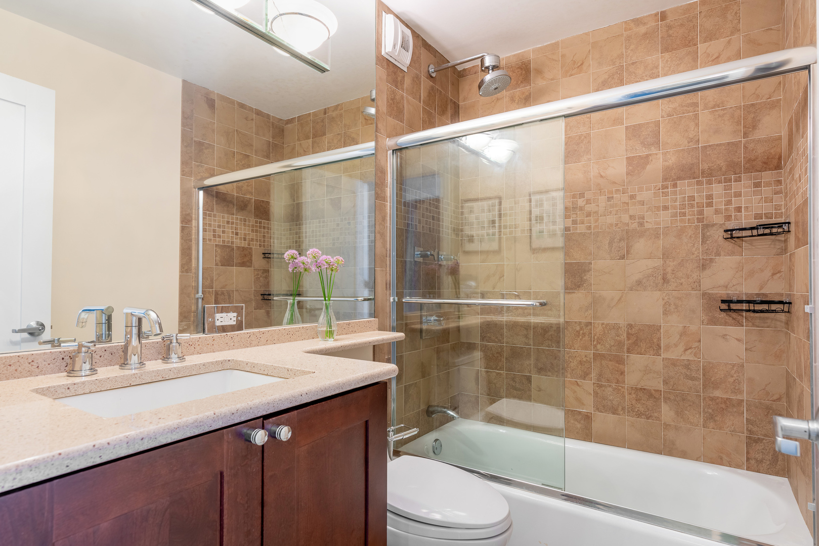 1660 N La Salle Drive Unit: 3503