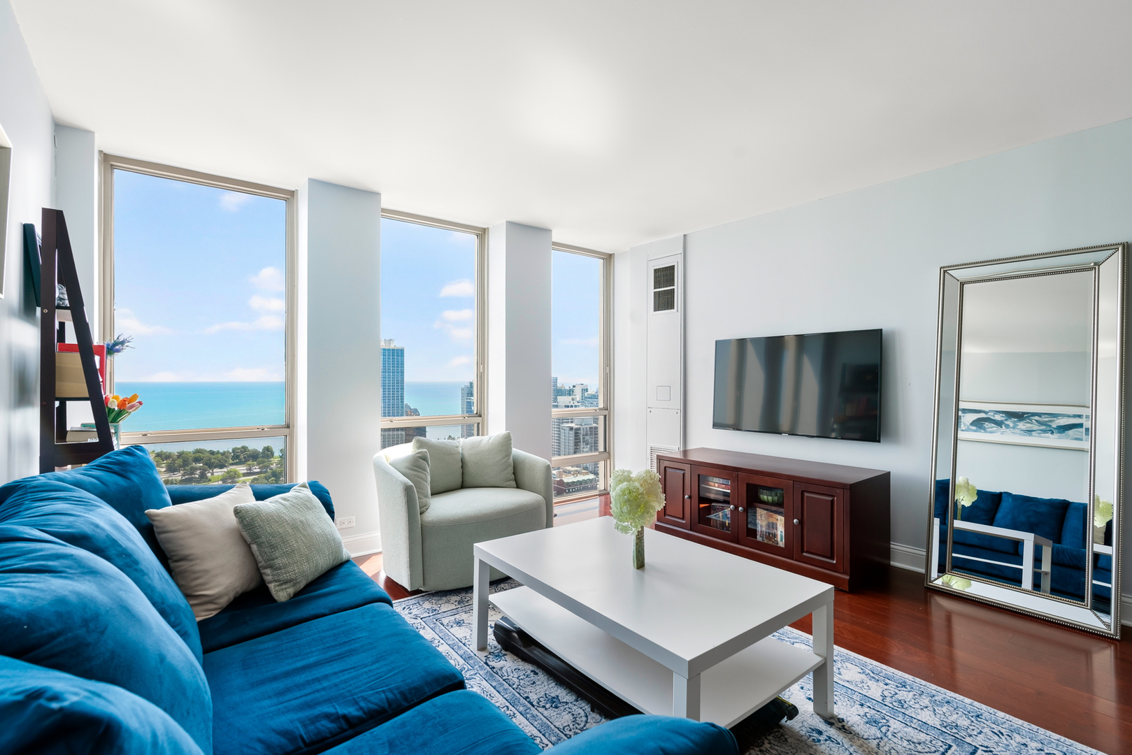 1660 N La Salle Drive Unit: 3503