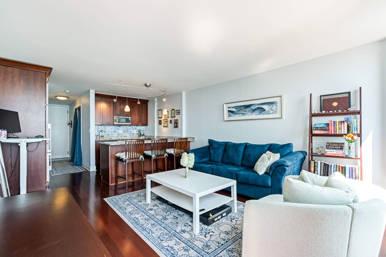 1660 N La Salle Drive Unit: 3503
