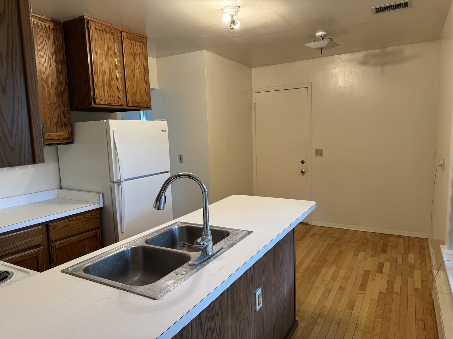 1462 Wilmette Avenue Unit: 2