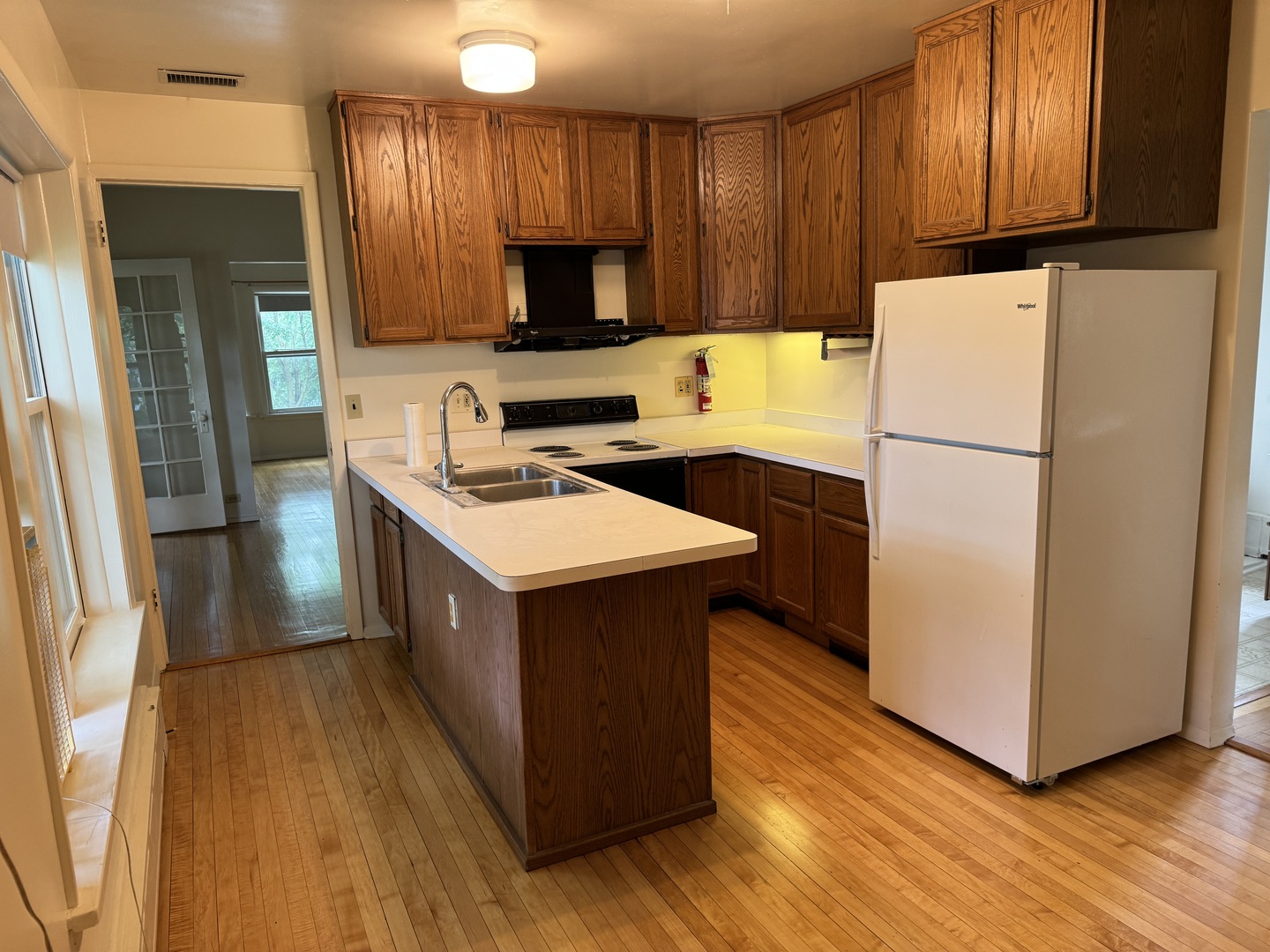 1462 Wilmette Avenue Unit: 2