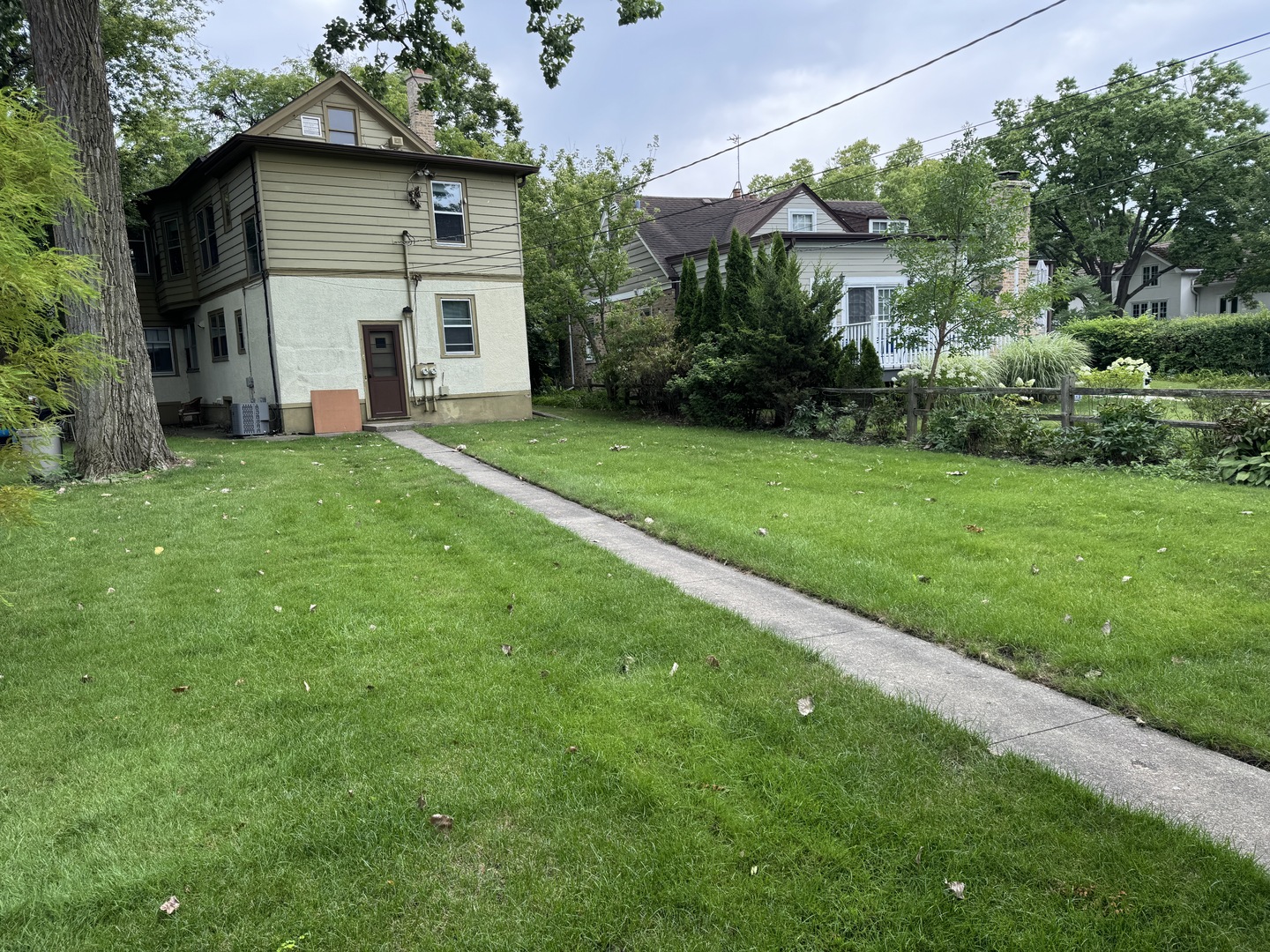 1462 Wilmette Avenue Unit: 2