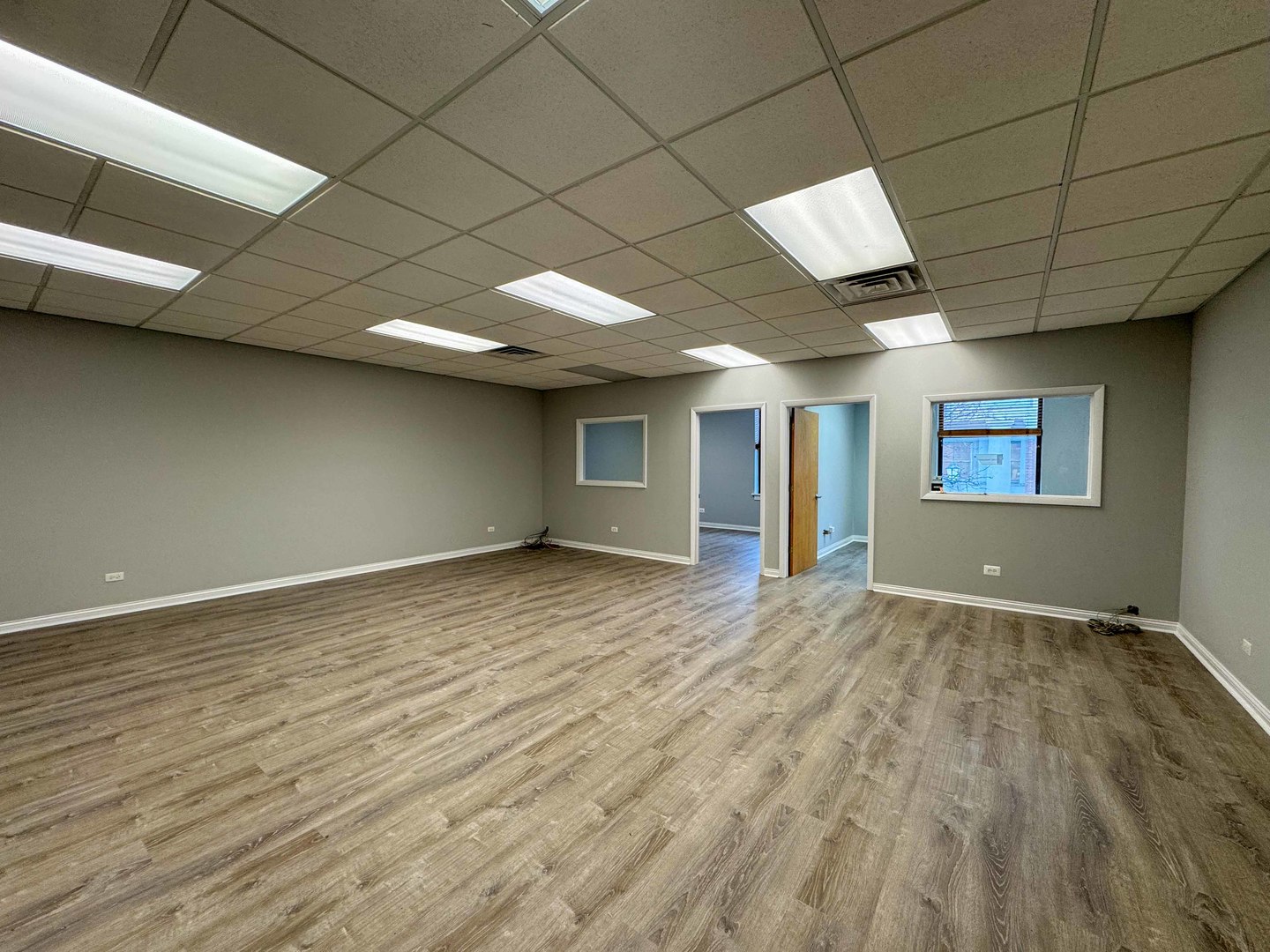 105 N Oak Park Avenue Unit: 2C