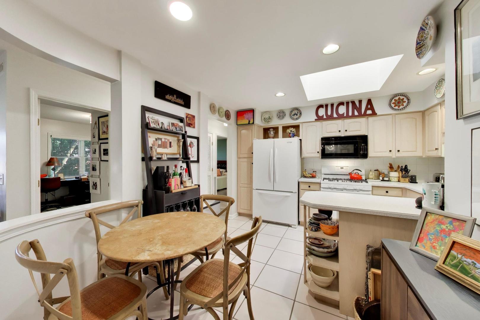 1234 Depot Street Unit: 208