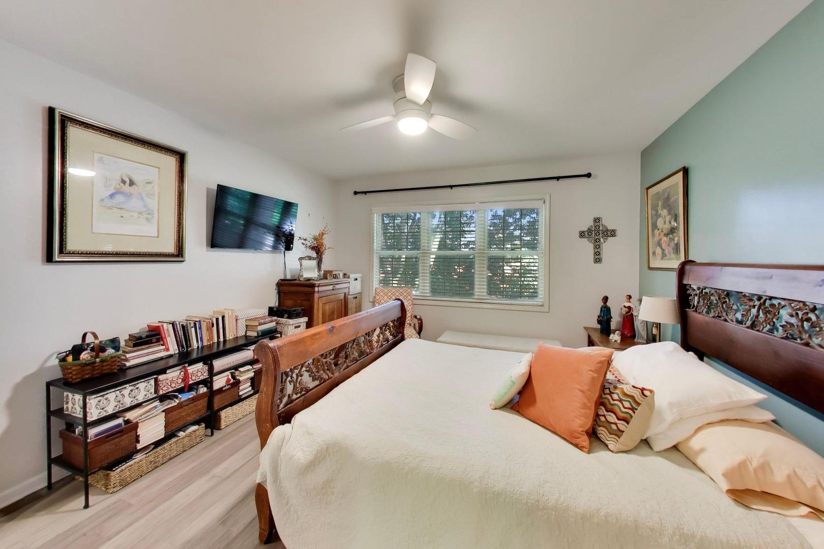 1234 Depot Street Unit: 208
