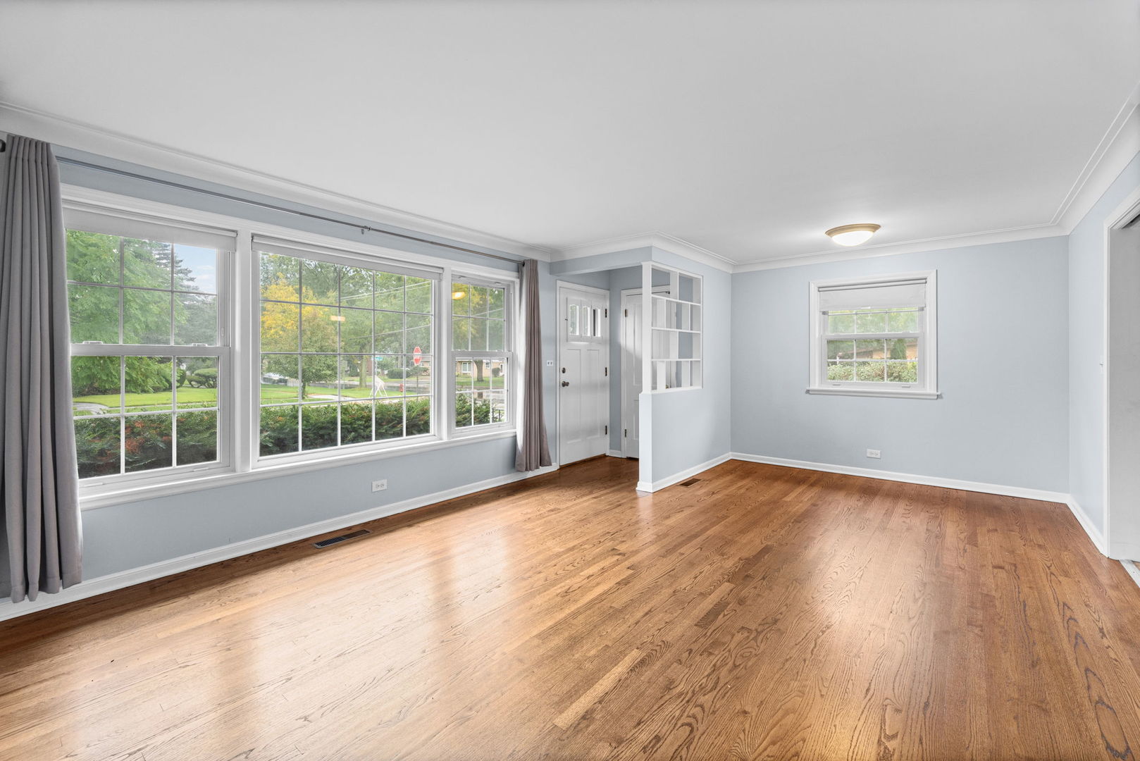 602 N Drury Lane