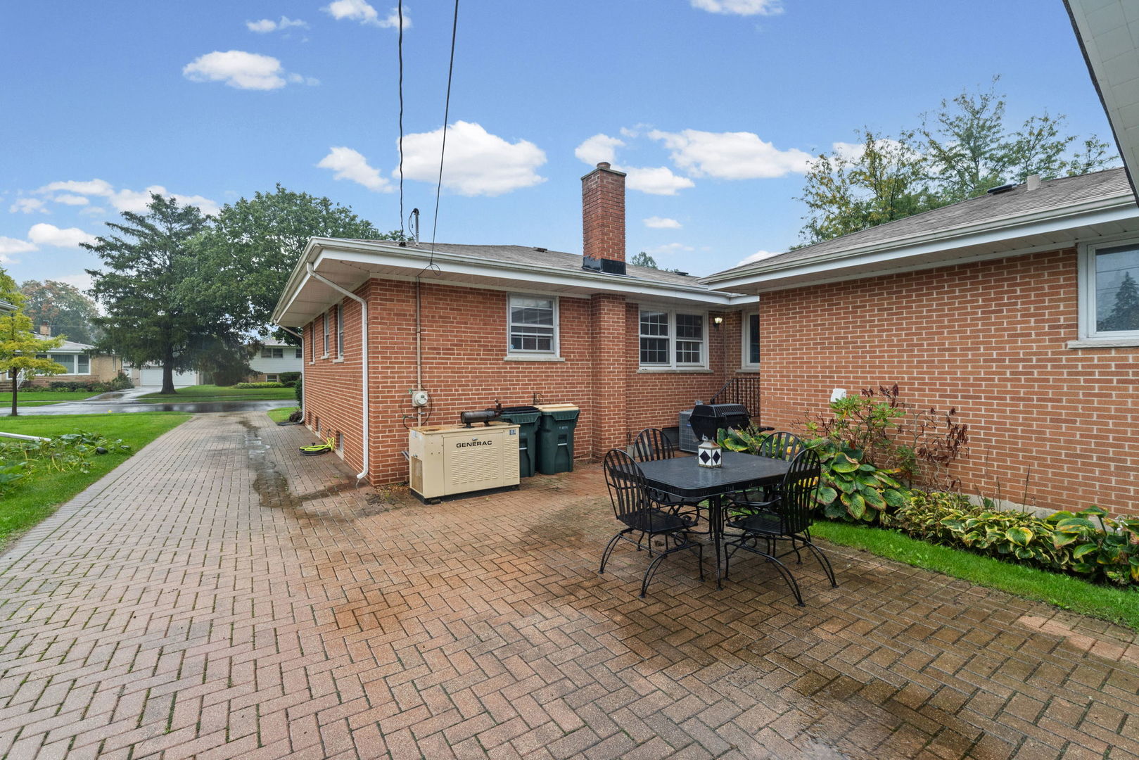 602 N Drury Lane