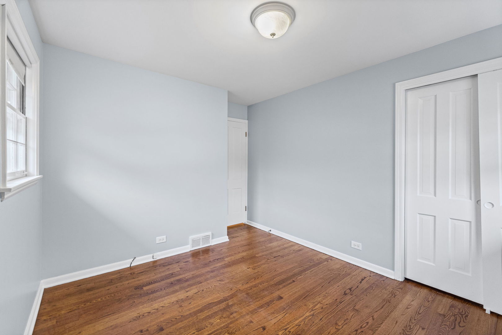 602 N Drury Lane