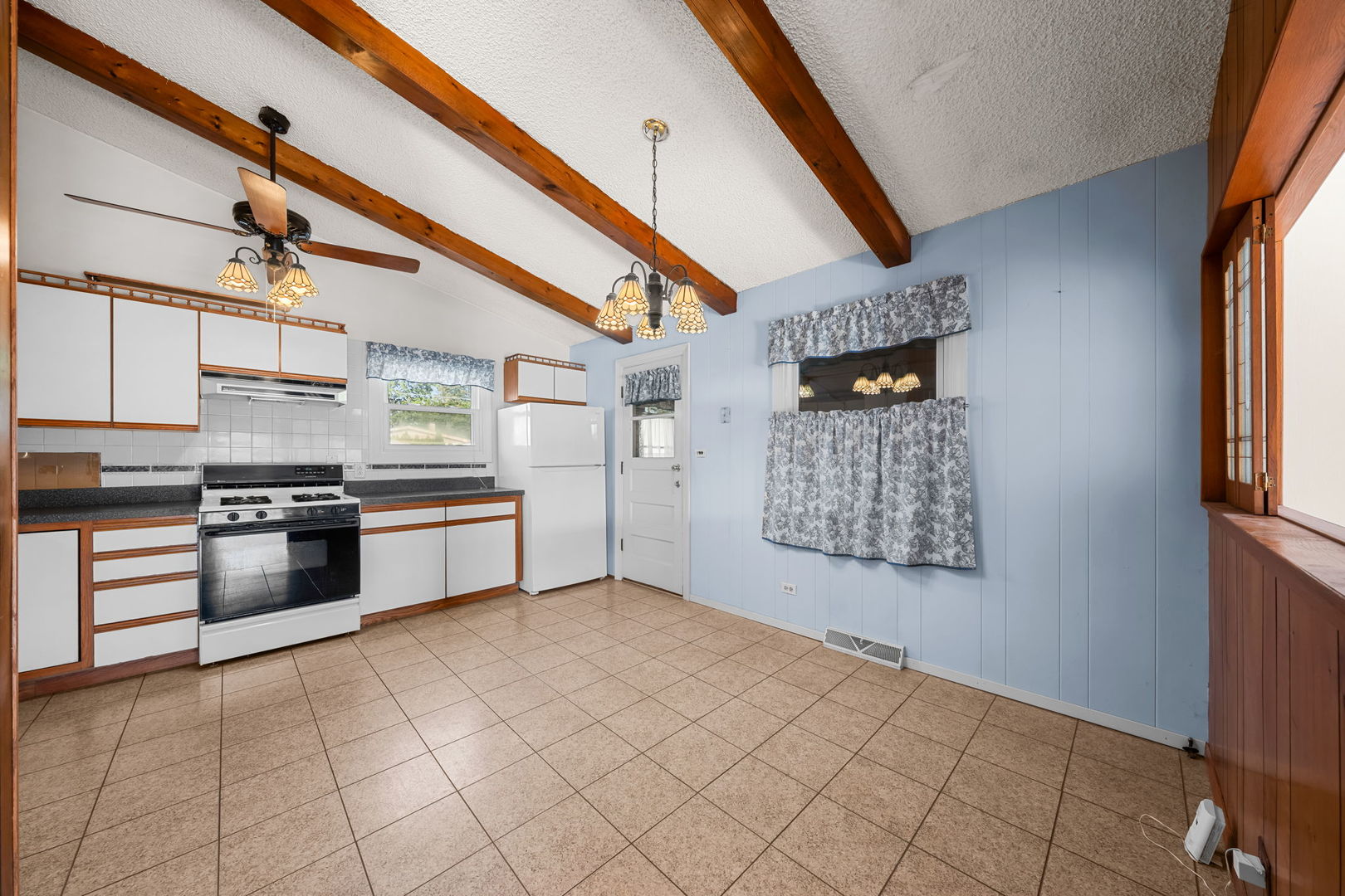 1080 Perda Lane