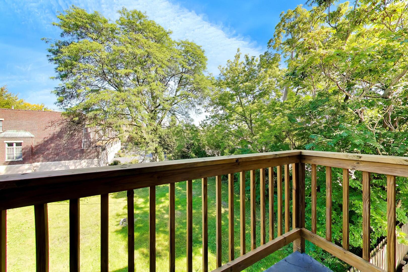 215 S EVERGREEN Avenue Unit: C