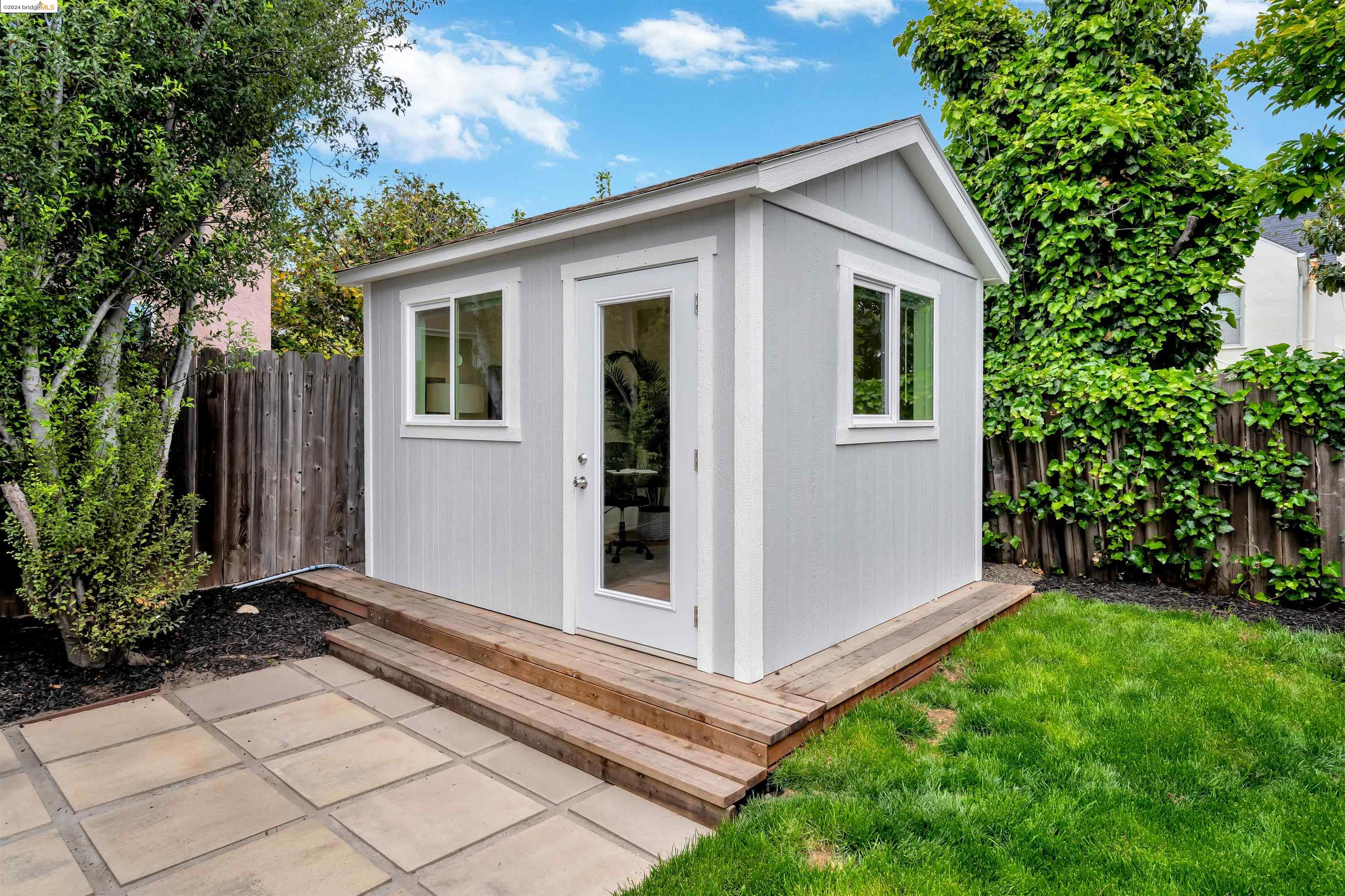 518 Lexington Avenue