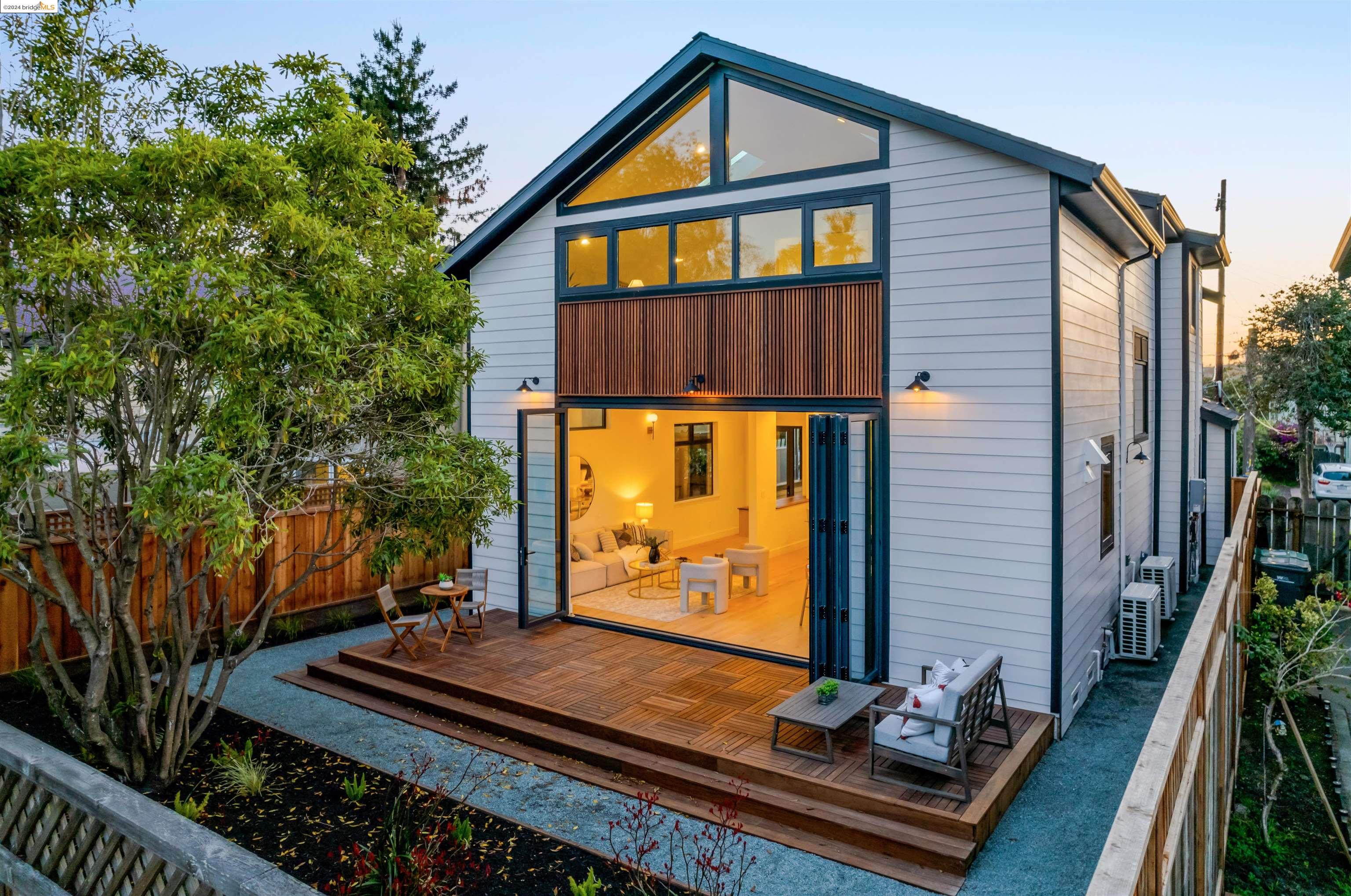 825 San Carlos Avenue