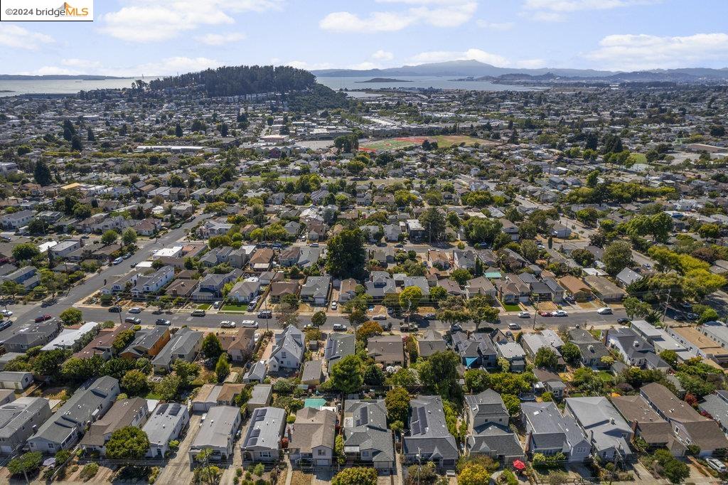 129 San Carlos Avenue