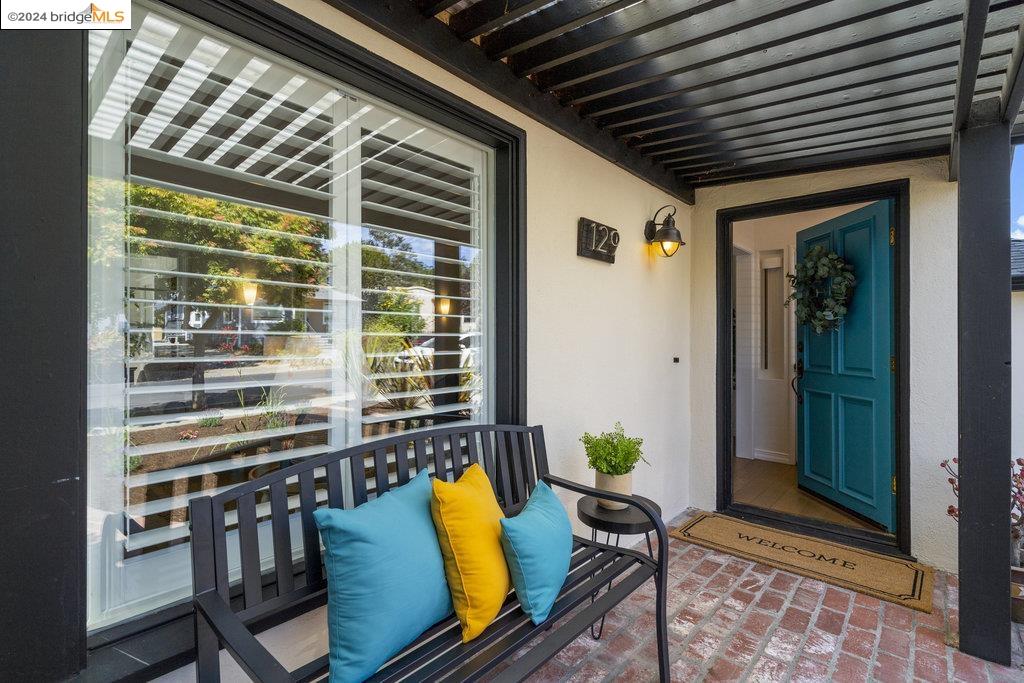 129 San Carlos Avenue