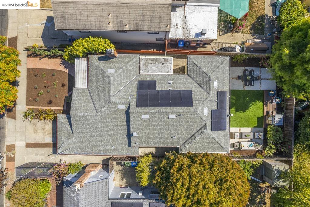 129 San Carlos Avenue