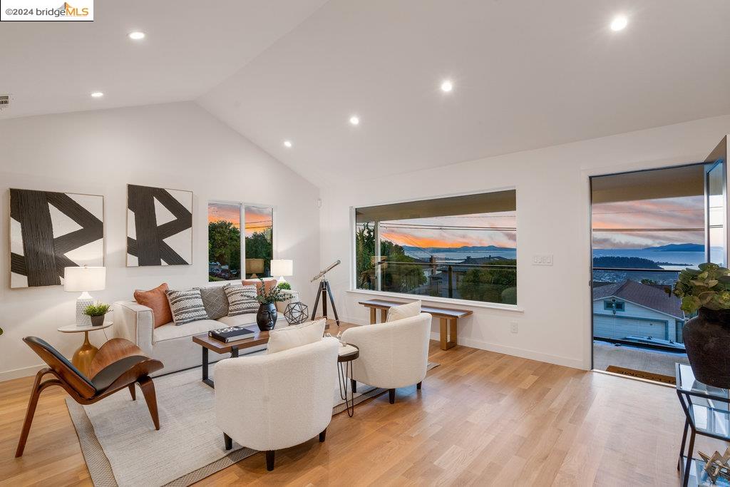 207 Cambridge Avenue